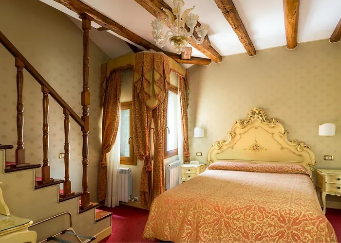 Al Leon Bed & Breakfast 3*