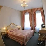 Al Leon Bed and breakfast Venecia