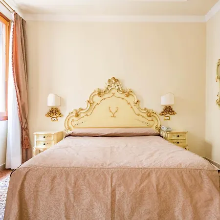 洛坎达阿莱昂酒店 3*