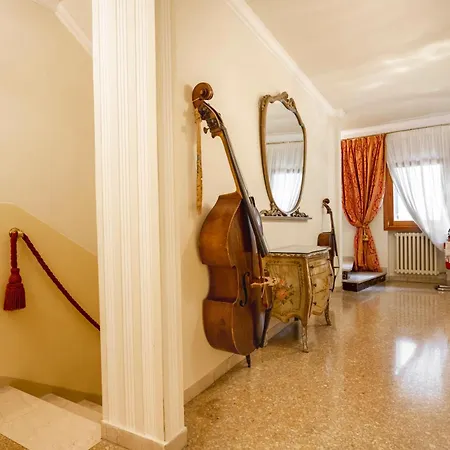 洛坎达阿莱昂酒店 3*