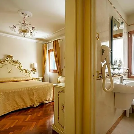 Al Leon 4* Venedig