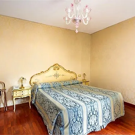 Bed & Breakfast Al Leon Venedig