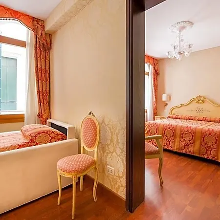 Bed & Breakfast Al Leon 4*