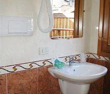 洛坎达阿莱昂酒店 3*