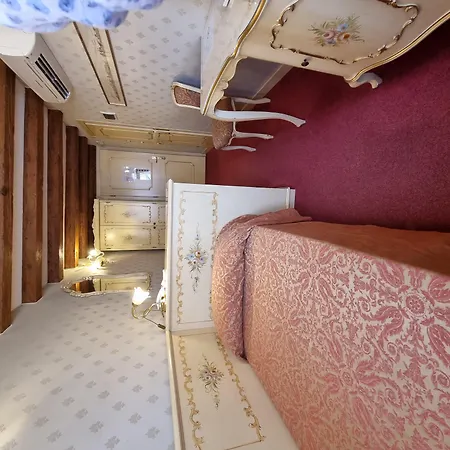 Bed & Breakfast Al Leon 4*