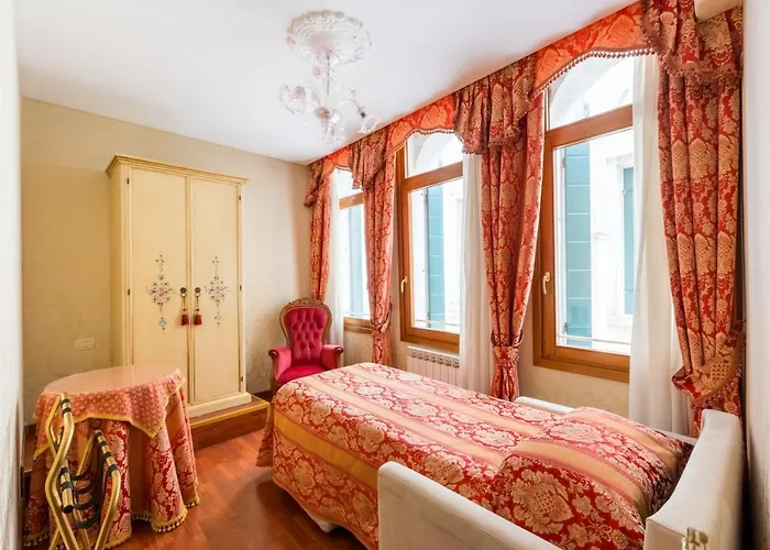 Oda ve Kahvaltı Al Leon