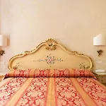 Bed and Breakfast Al Leon 4*