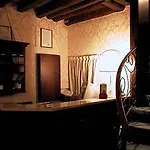 Al Leon Bed and Breakfast 4*