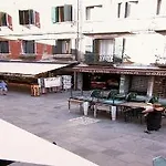 Al Leon Bed and Breakfast